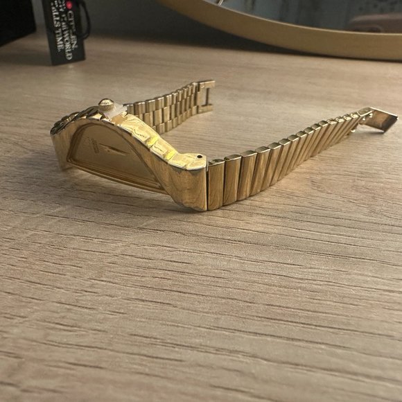 Seiko Half Moon Womens Watch 1F20-5D59 Quartz Watch Gold Bracelet I Vintage - Picture 10 of 12